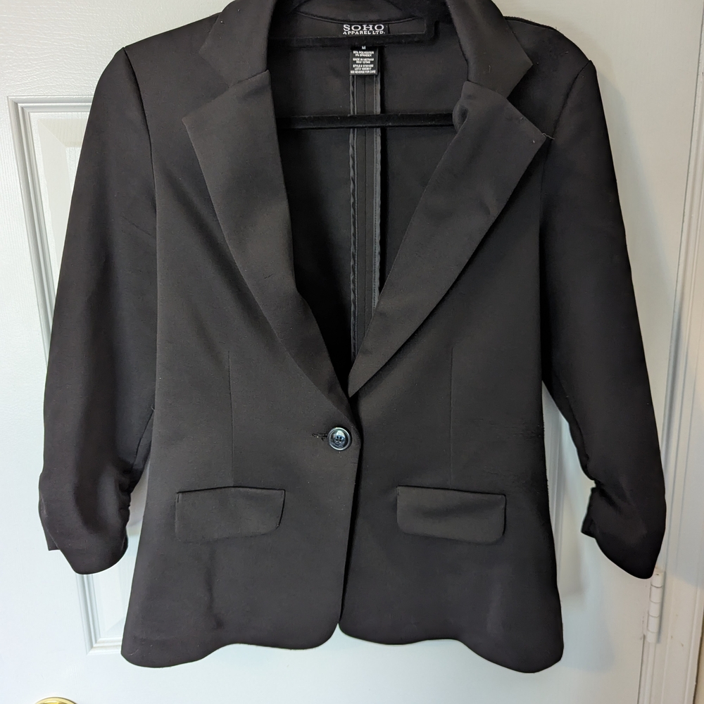 Soho Black Tailored Blazer with Notched Lapels and Structured Fit